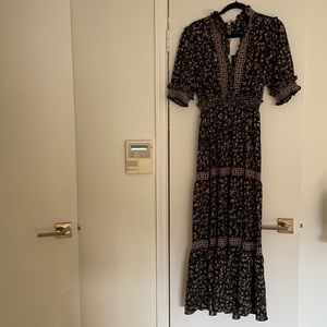 MAX Studio floral maxi dress. Size L. NWT